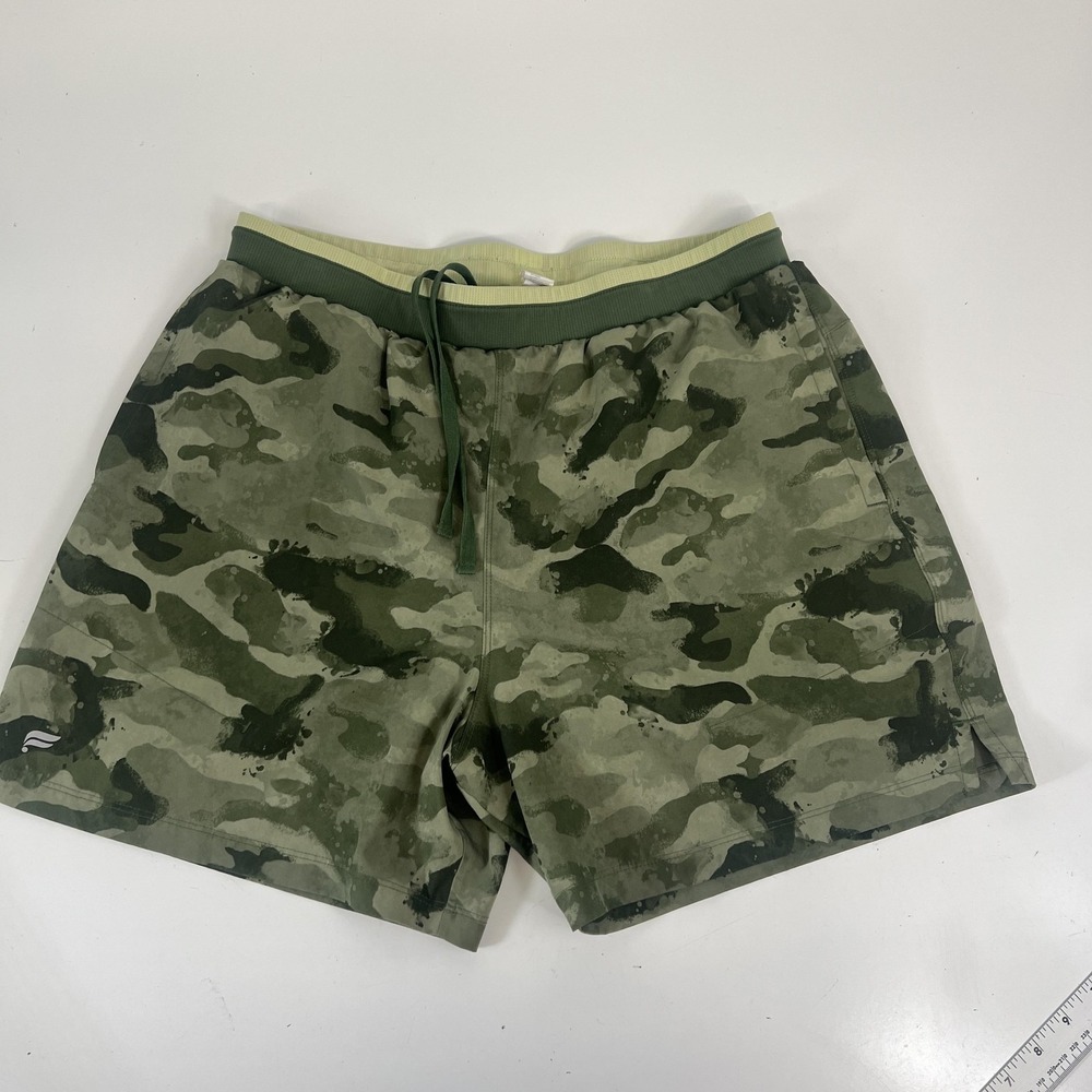 Fabletics Shorts Mens Sz Large Camo Fundamental Lined 4-Way Stretch‎ Sweat Wick